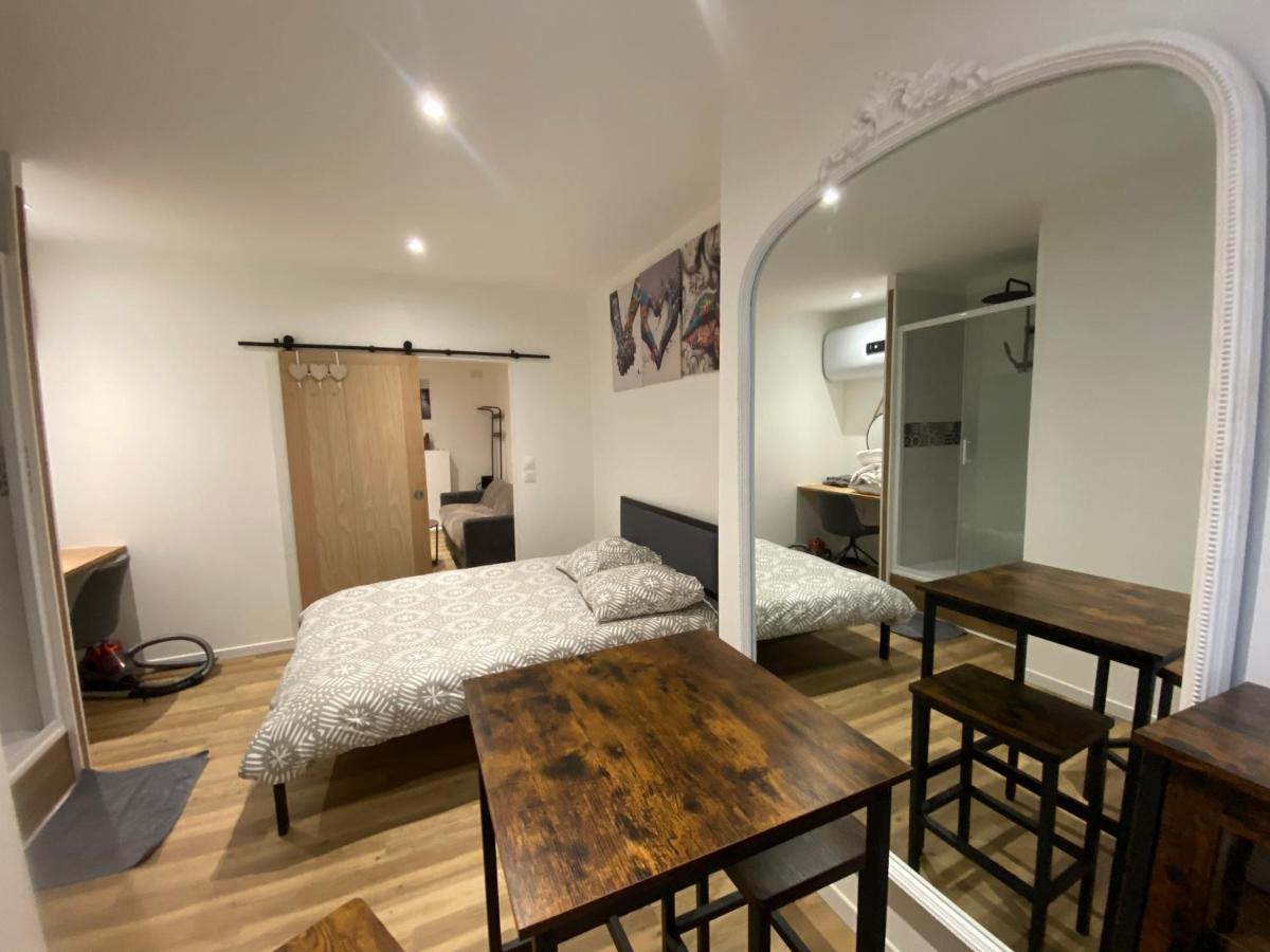 Le Puits Du Bourg Apartment Nevers Exterior photo