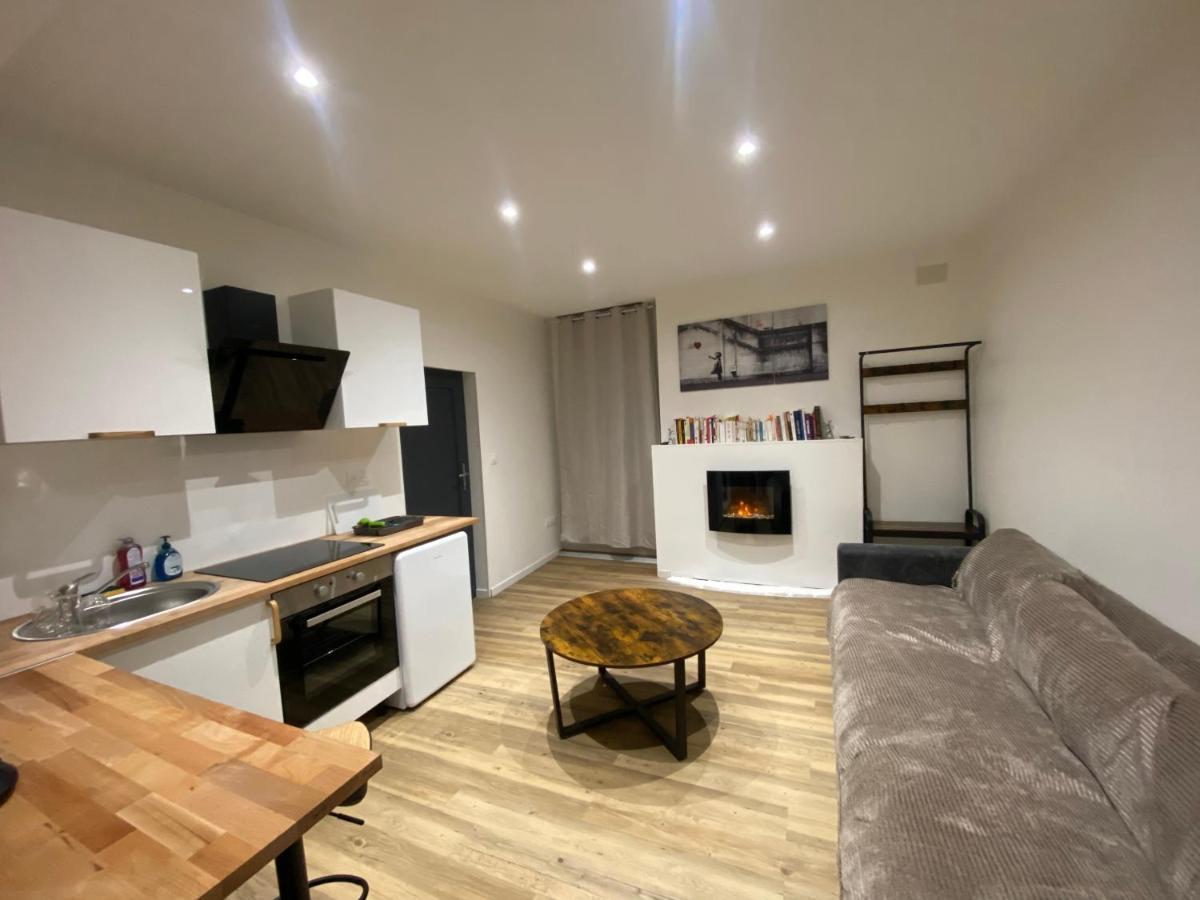 Le Puits Du Bourg Apartment Nevers Exterior photo
